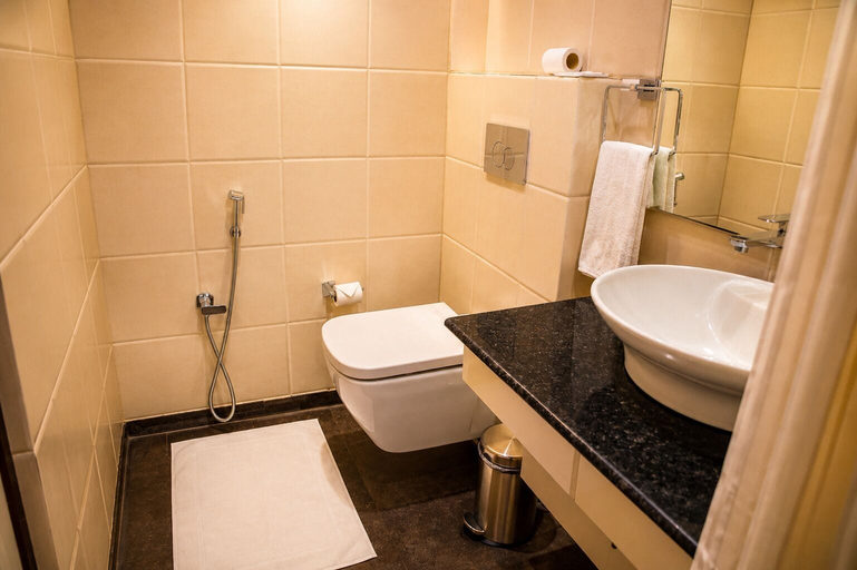 Bathroom 4, Hotel Annapurna, Bankura
