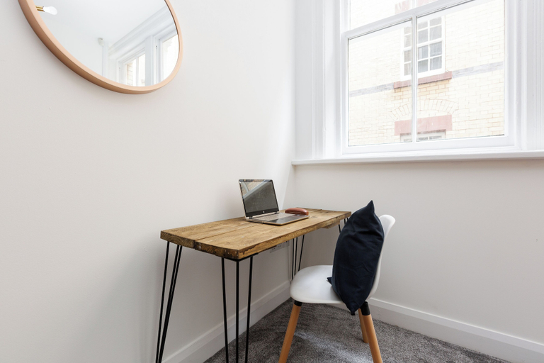 Room 1, Near Cavern Club 2-storey Westminster, Sefton