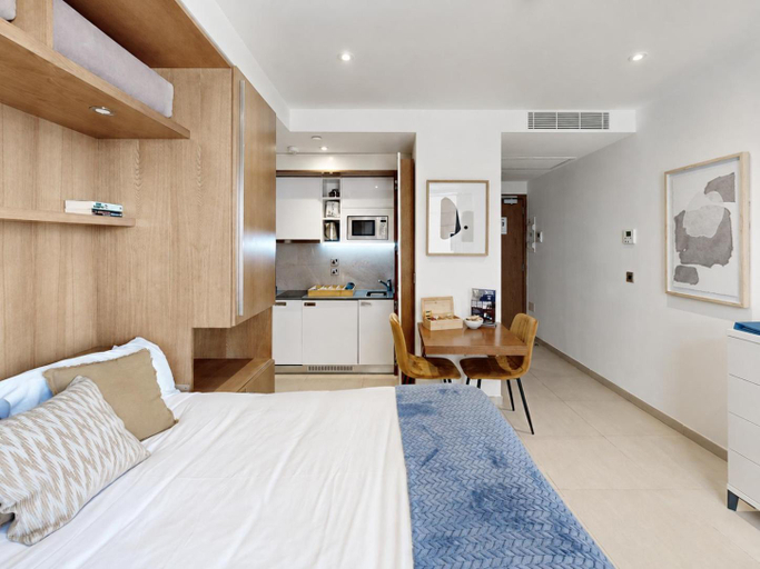 Bedroom 3, West One - Luggage Facility Available, Gibraltar