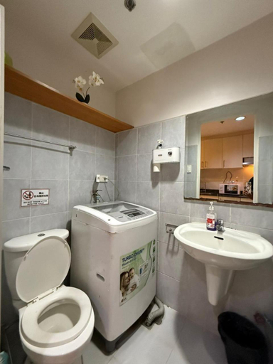 Bathroom 4, Sea Residences Staycation in MOA Pasay City, Pasay City