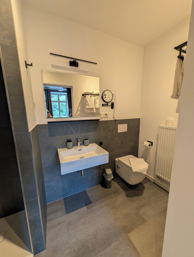 Bathroom 2, Gasthof Bauckhage, Altenkirchen (Westerwald)