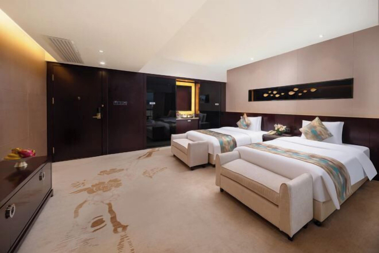 Room 2, Huaguoshan Rongxin Hotel, Tongren