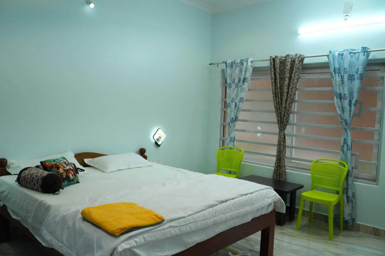 Room 2, Shanthi Guest House, Bellary
