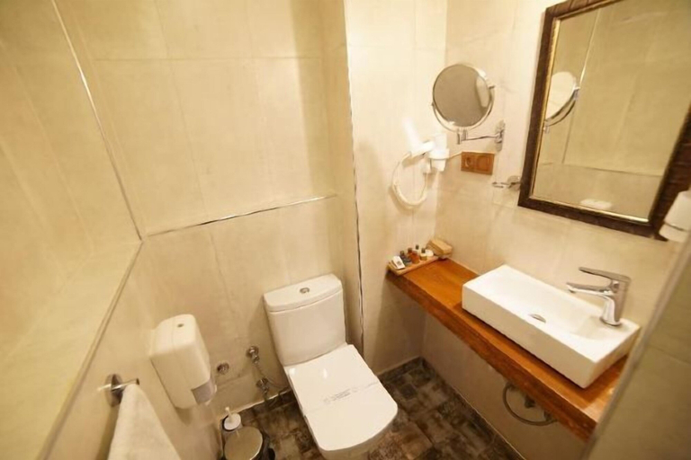 Bathroom 5, Sarnıç Butik Otel, Kadıköy