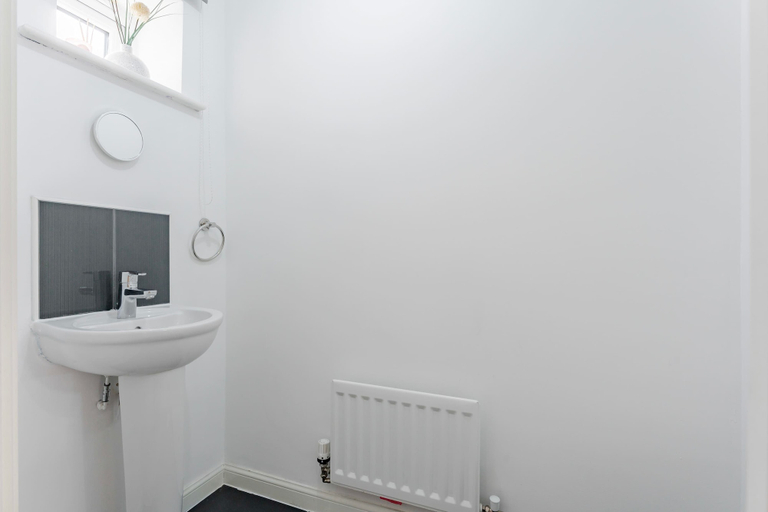 Room 2, Host Stay - Gladiator Getaway, Cambridgeshire