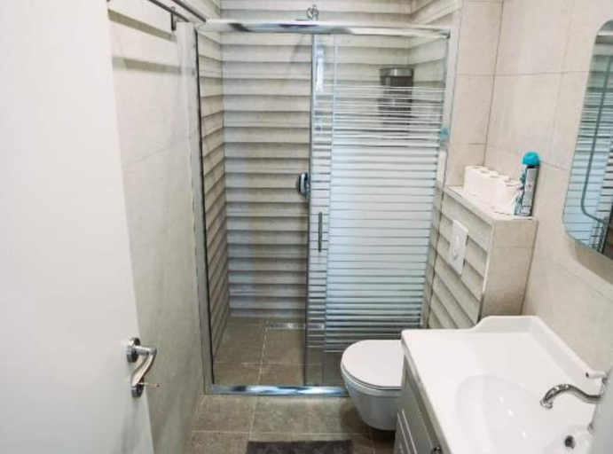 Bathroom 4, Residence Apartment Marghareta No. 1 With Sea View, Dubrovnik
