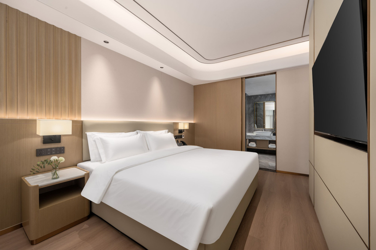 Room 5, POLTTON International Service Apartment - Foshan Lunjiao Metro Station, Foshan