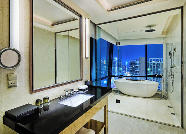 Bathroom 5, DoubleTree by Hilton Hotel Heyuan, Heyuan