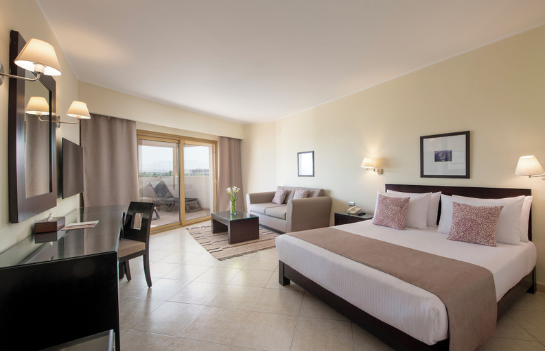 Bedroom 4, Fort Arabesque Resort, Spa & Villas, Safaja