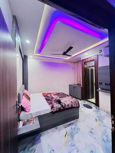 Room 2, Hotel Kaushalya, Faizabad