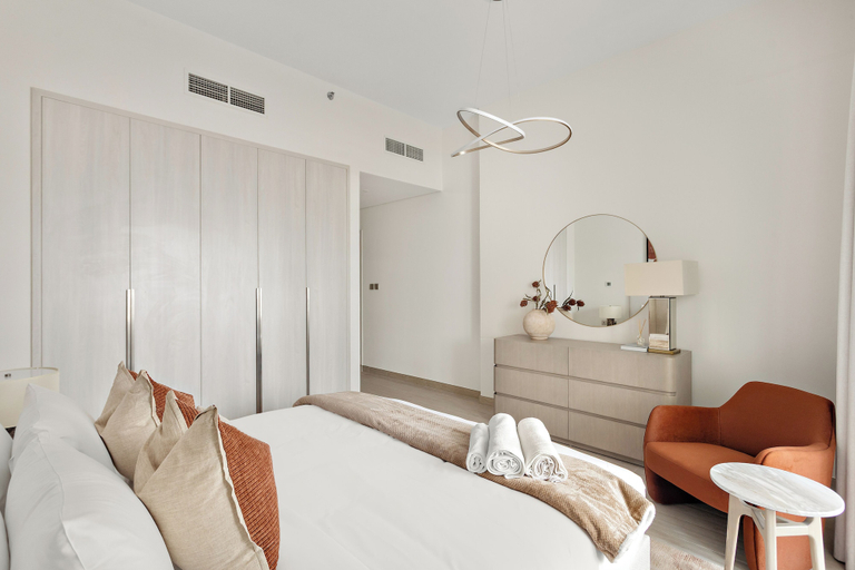 Room 2, Silkhaus Yas Golf Collection, Yas Island