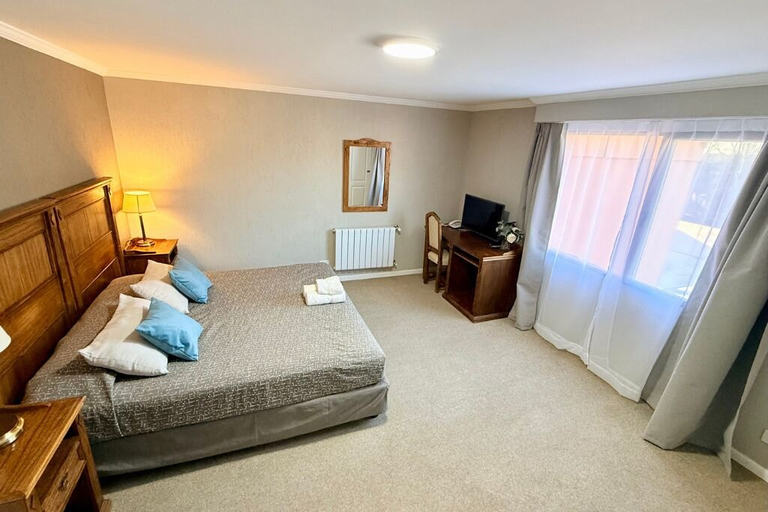 Bedroom 3, Patagon Hotel, Lago Argentino