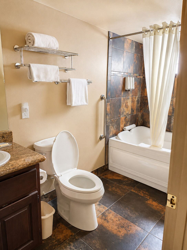 Bathroom 3, Villas At Poco Diablo, Yavapai