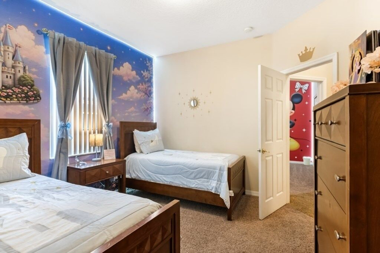 Room 2, Calabay Charm 4 Bedroom Home, Polk