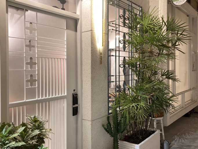 Exterior & Views 2, Roomi House 2, Tainan