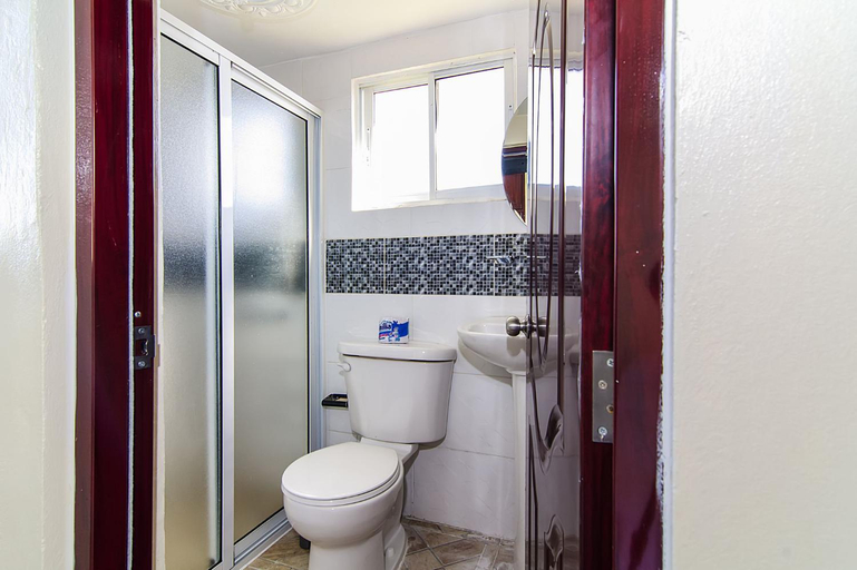 Bathroom, Comfortable Apartment With Kitchen & Dining Area Santo Domingo Este, Santo Domingo Este