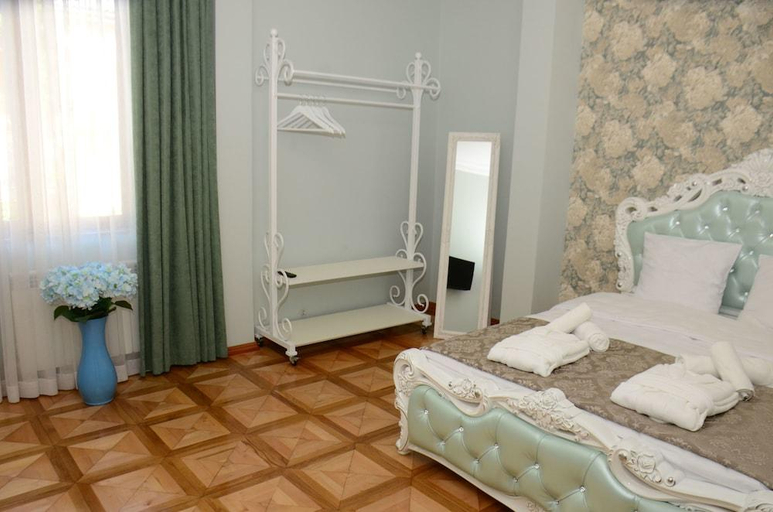Bedroom 4, Guest House Batumi Globus, Batumi