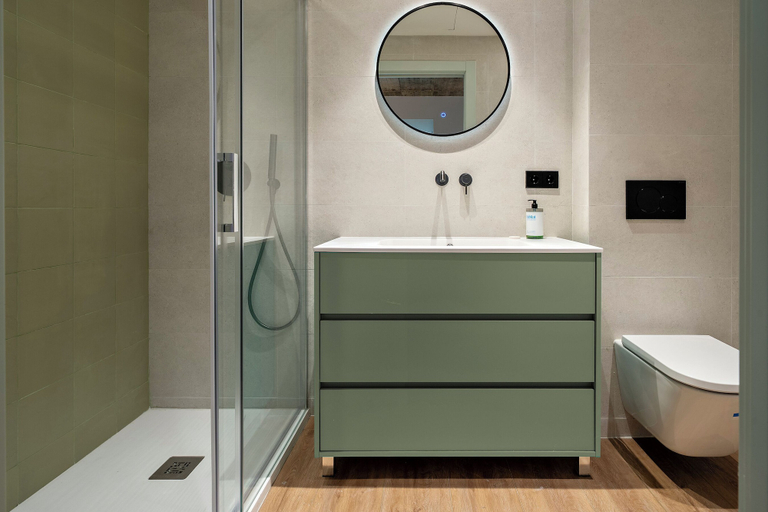 Bathroom 2, Chloe Habitat Apartments, Barcelona