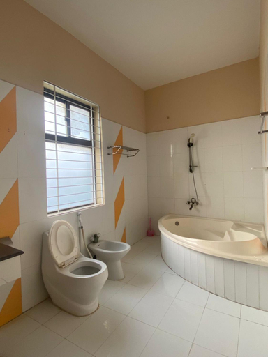 Bathroom 5, Family Guest House, Karachi