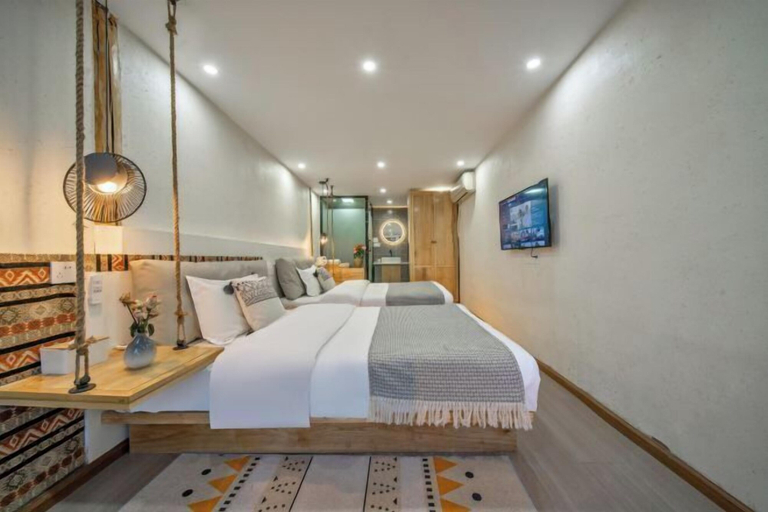Room 5, Lijiang Gongzi Panoramic INS Designer Villa, Lijiang