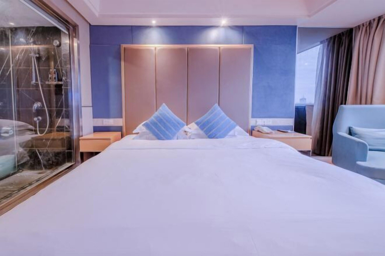 Room 5, Green Jinyi hotel, Nanchang