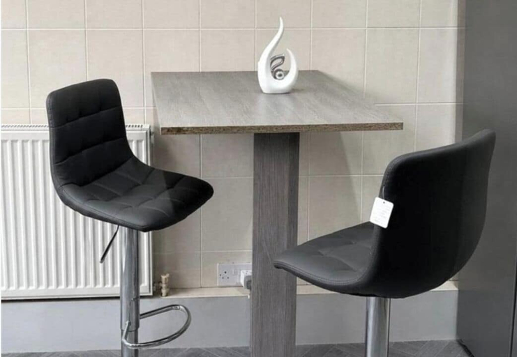 Dining, House Sleeps 7 With Parking and Garden, Nottingham