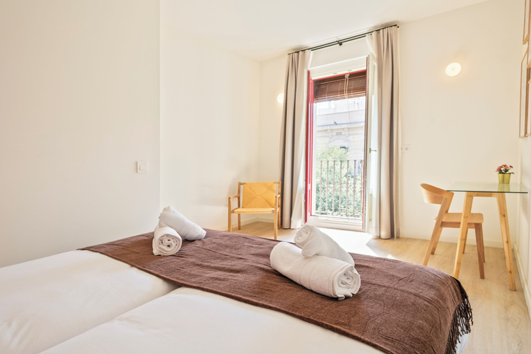 Room 3, Bonavista Apartments - Tamarit, Barcelona