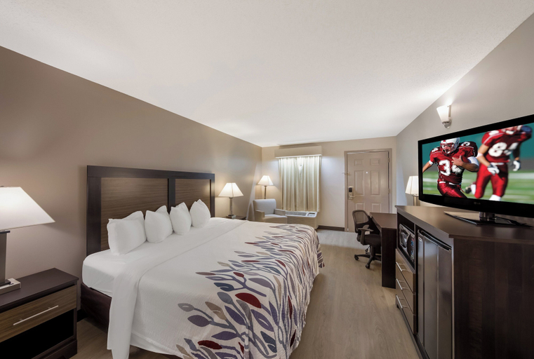 Bedroom 3, Red Roof Inn Jasper, Walker