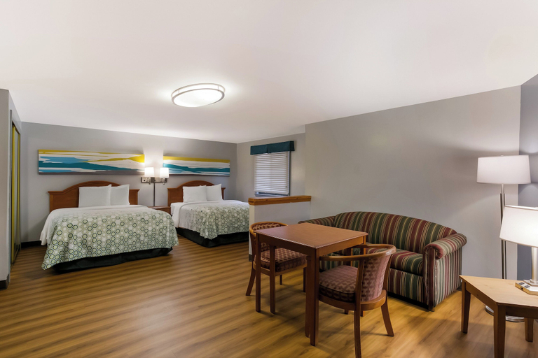 Bedroom 3, HomeTowne Studios by Red Roof Denver - Lancaster County, Lancaster