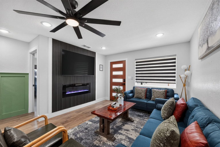 Primary image, Firepit Family Basecamp Euless 3 Bedroom Home, Tarrant