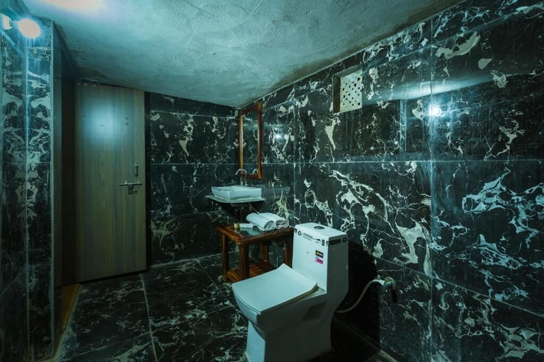 Bathroom 2, Western Desert Luxury Camp And Resort, Jaisalmer