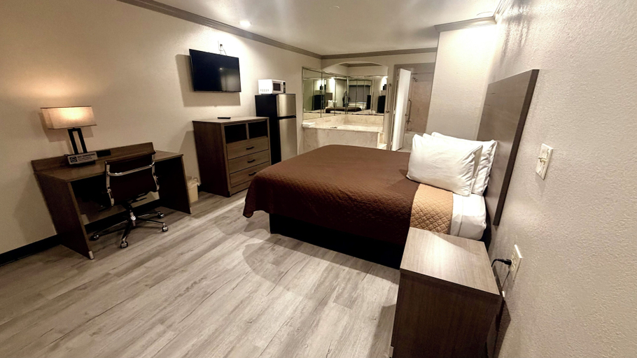 Bedroom 3, Luxury Inn & Suites Liberty, Liberty