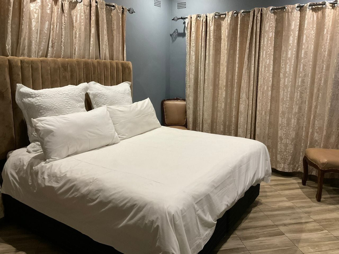 Room 5, Zahara Lodge, Hwange