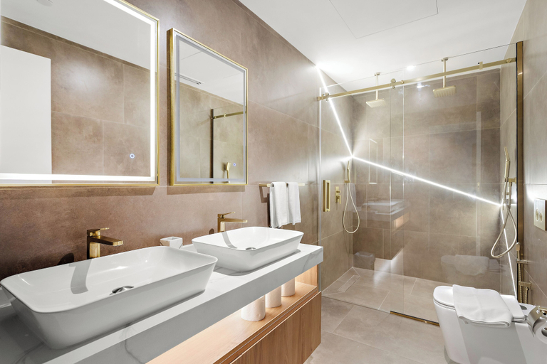 Bathroom, Silkhaus Azure Residences, Dubai