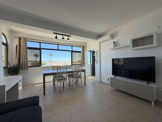 Room 4, Gale Beach Walk T3 Apartment, Albufeira
