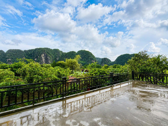 Food & Drinks, Laman Ninh Binh, Hoa Lư