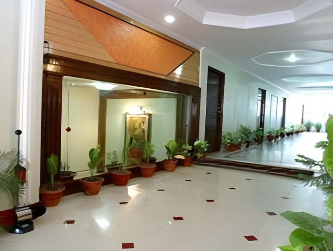 Others 2, Hotel Mahadeva Regency, Kanpur Nagar