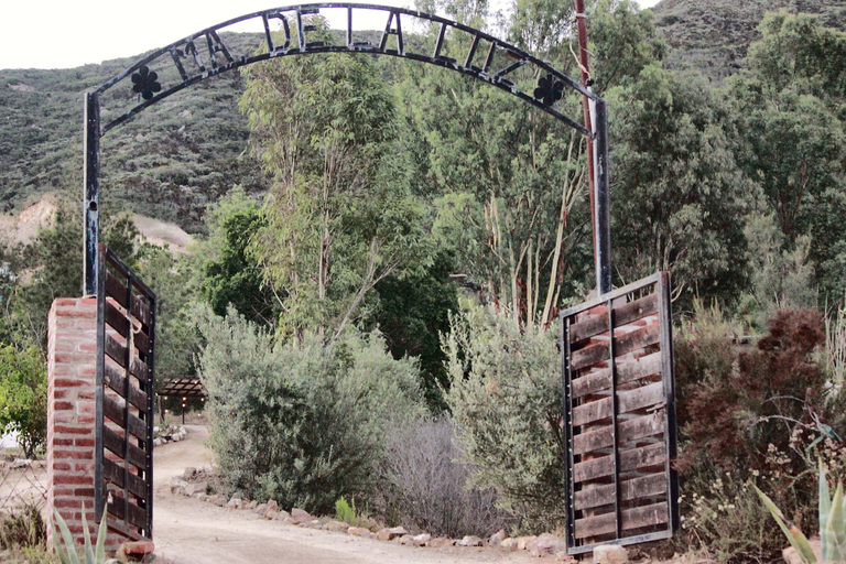Property entrance, Indigo Glamping by Otium, Ensenada