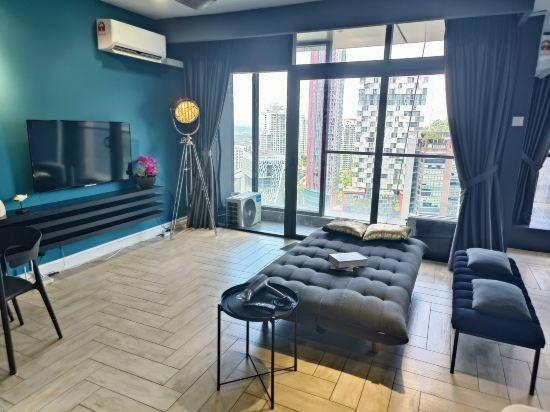 5, Empire City Signature Studio Suites, Petaling Jaya