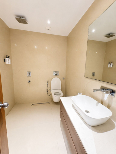 Bathroom 2, Taj Bhoomi By Jivana, Agra