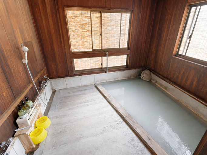 Bathroom 4, ubanoyu, Ōsaki