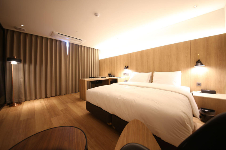 Bedroom 4, Changwon Hotel True, Changwon