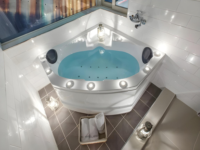 Bathroom, BL Pension, Geoje