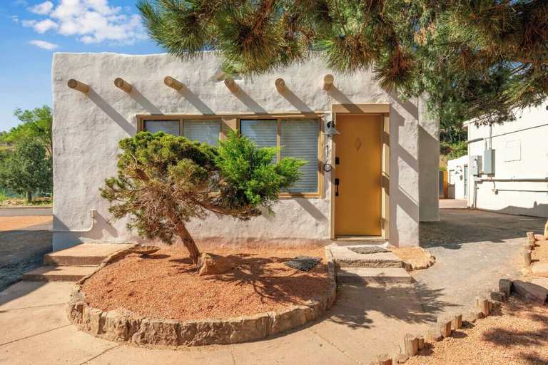 Exterior, El Colorado Casita 16, El Paso