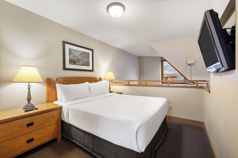 Bedroom 3, Hidden Ridge Condo Resort, Division No. 15
