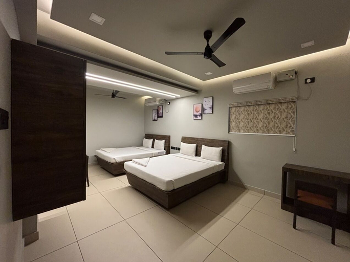 Room 4, OLAYA RESIDENCY, Thiruvananthapuram