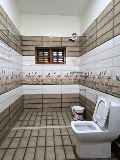 Bathroom 3, Periyar Canopy Thekkady, Theni