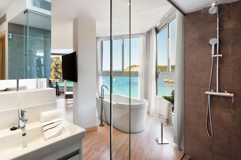 Bathroom 5, Meliá Cala Galdana, Baleares