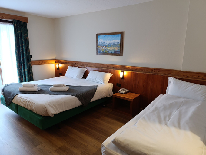 Bedroom 3, Hotel de Champoluc, Aosta