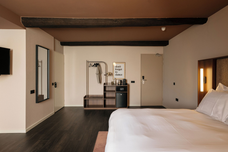 Bedroom 4, Hotel Vrythof - just a room - digital key by email or SMS, Maastricht